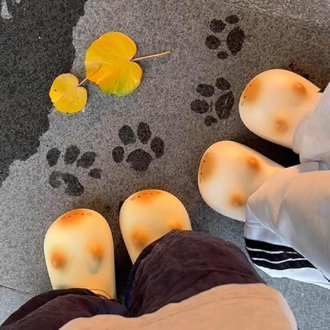 PoffyPaw™ - The Original Cozy Cat Slippers